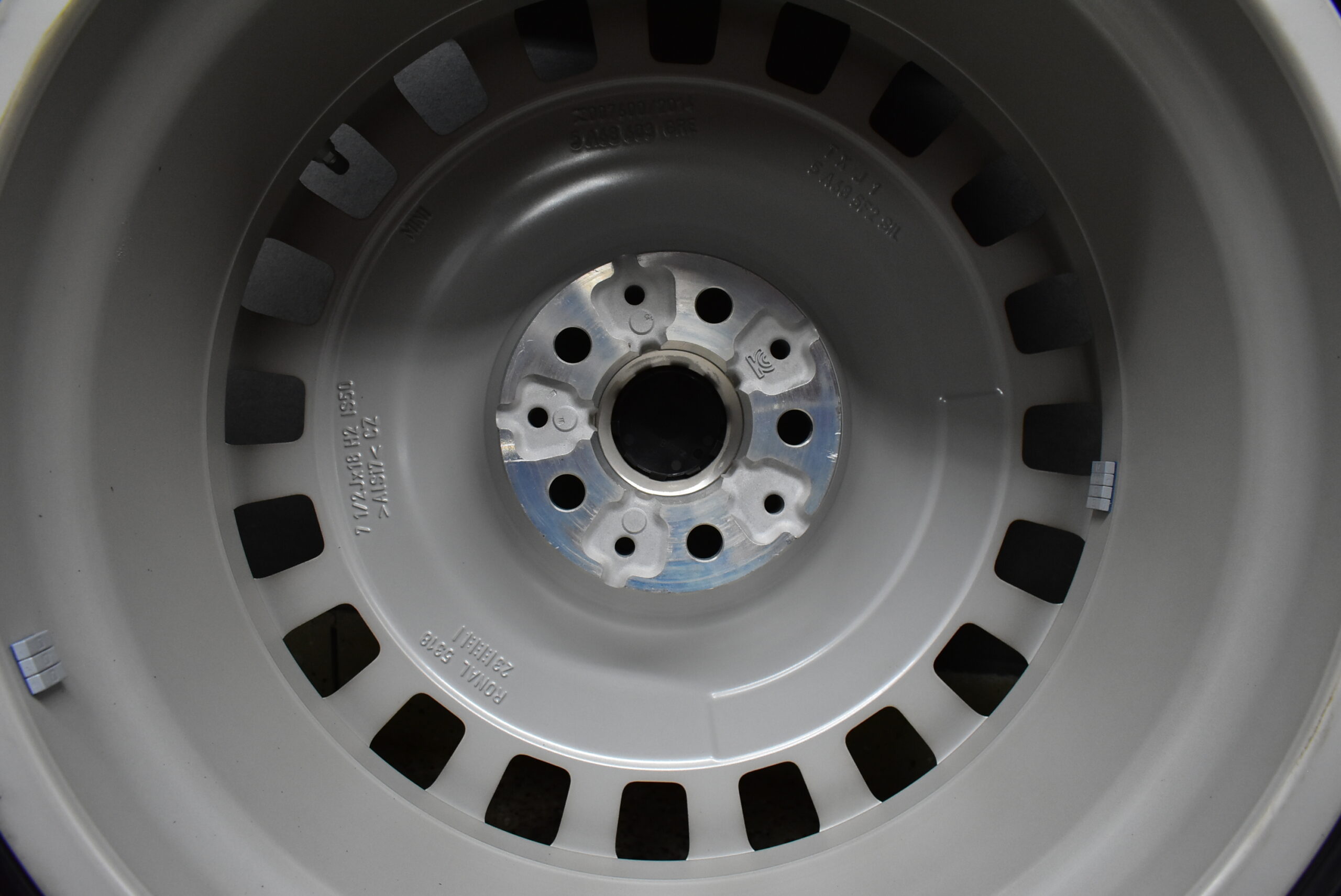 Mini Aceman J05 Alufelgen mit Winterreifen 225 45 R18 95V NEU Lager Nr. 1039 – Bild 16