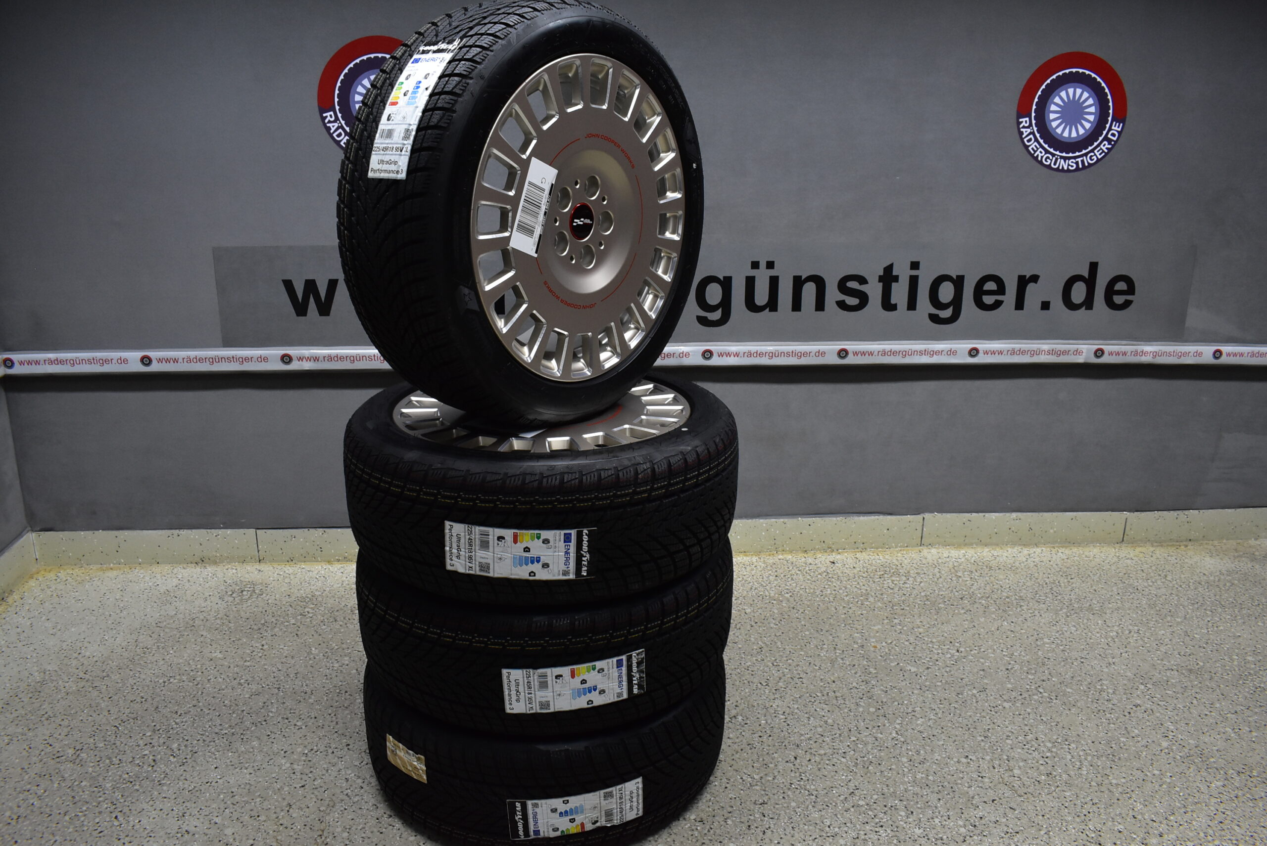 Mini Aceman J05 Alufelgen mit Winterreifen 225 45 R18 95V NEU Lager Nr. 1039 – Bild 20
