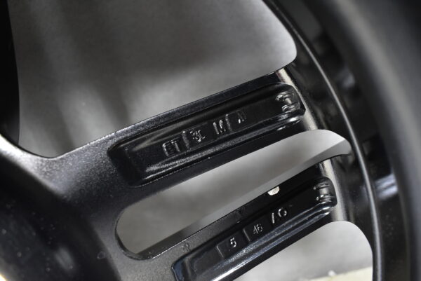 BMW X3 G01 X4 G02 Alufelgen mit Winterreifen 225 60 R18 104 H Lager Nr. 1047 – Bild 15