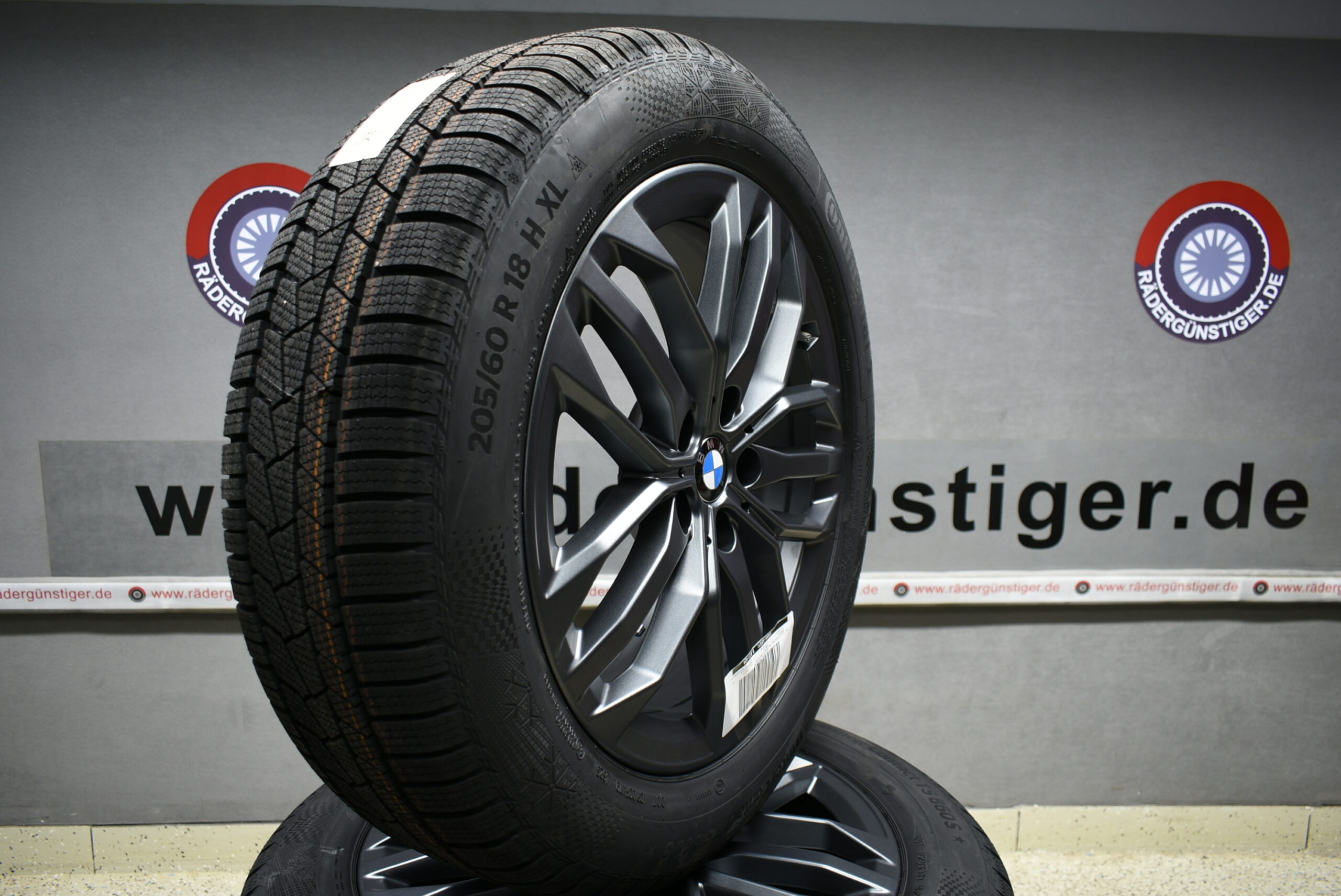 BMW X1 U11 iX1 U11 X2 U10 iX2 U10 U25 Alufelgen mit Winterreifen 205 60 R18 99H Lager Nr. 1107 – Bild 18