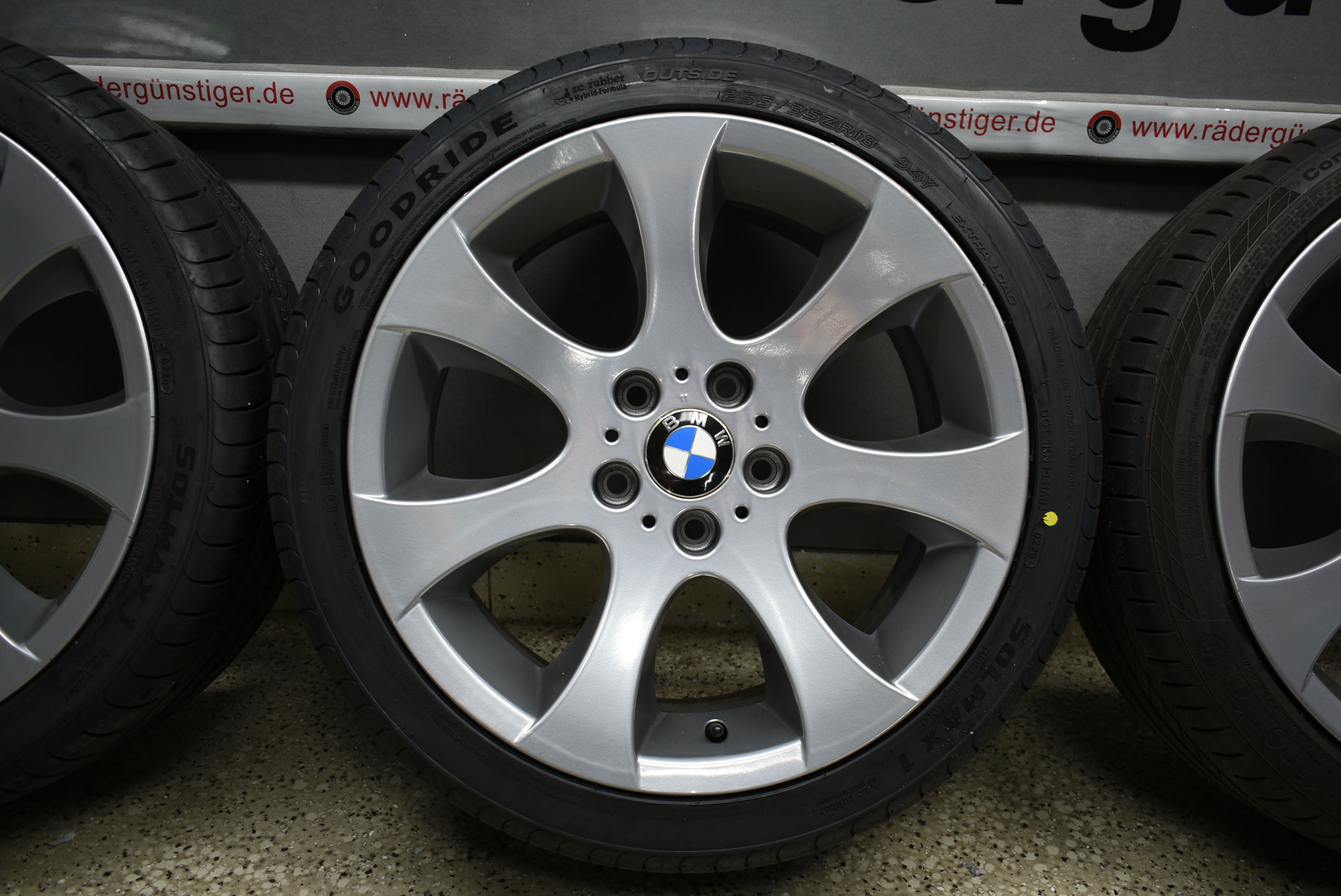 BMW 3er E90 E91 E92 E93 Alufelgen Sommerreifen 18 Zoll Original Lager Nr. 1143 – Bild 5