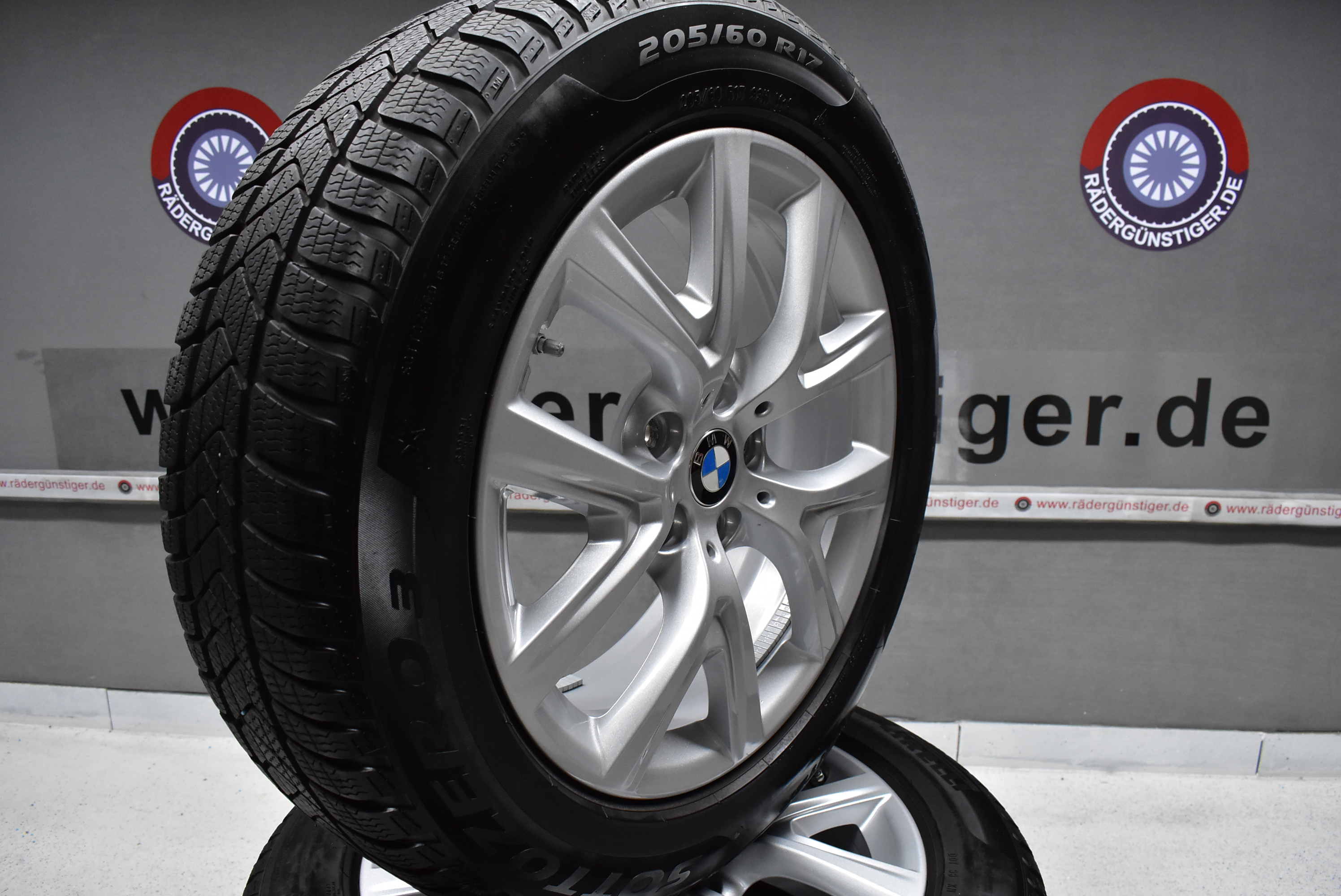BMW X1 F48 X2 F39 Alufelgen mit Winterreifen 205 60 R17 93 H Lager Nr. 1125 – Bild 17