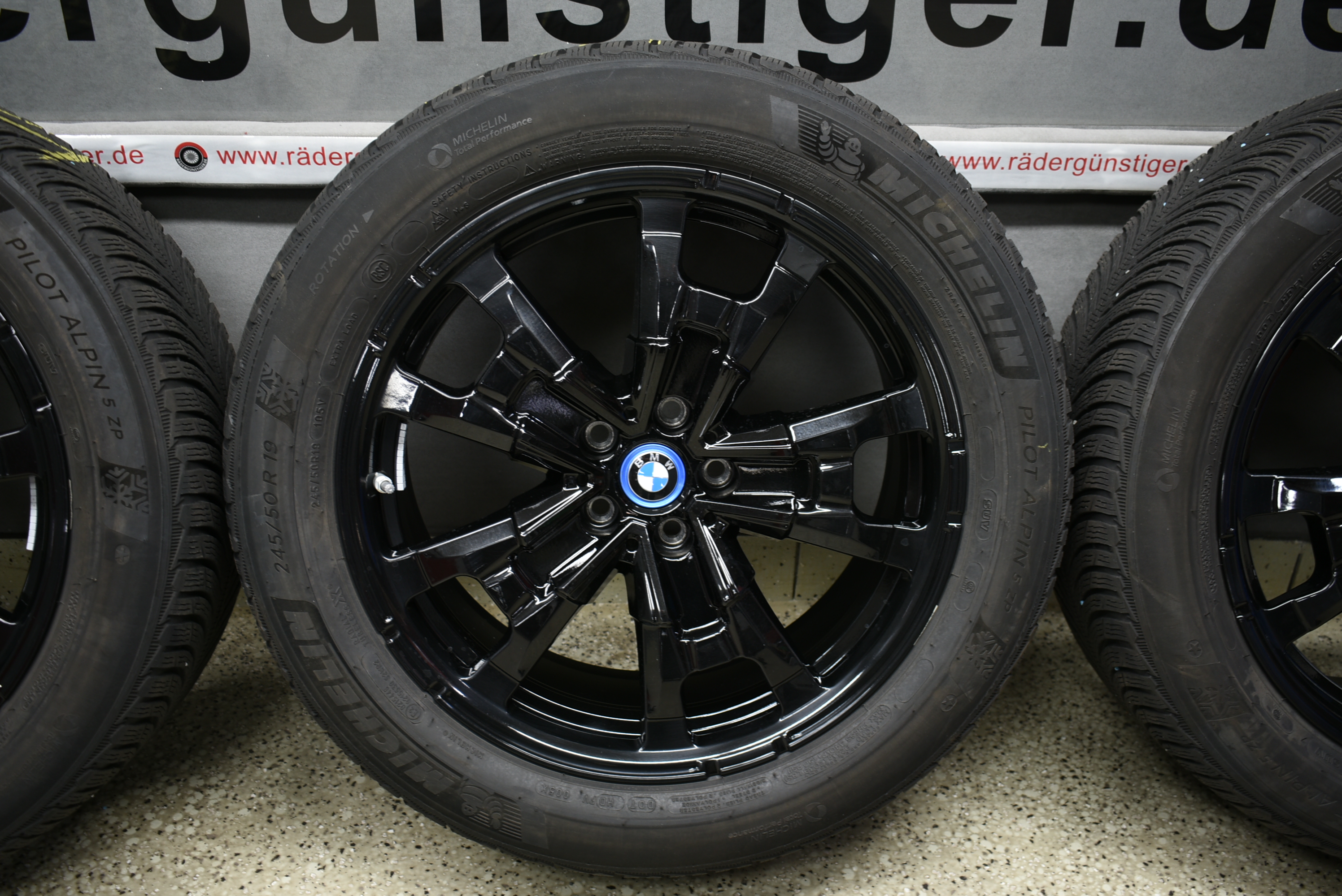 BMW iX3 G08 Alufelgen mit Winterreifen 245 50 R19 105 V Lager Nr. 1158 – Bild 6