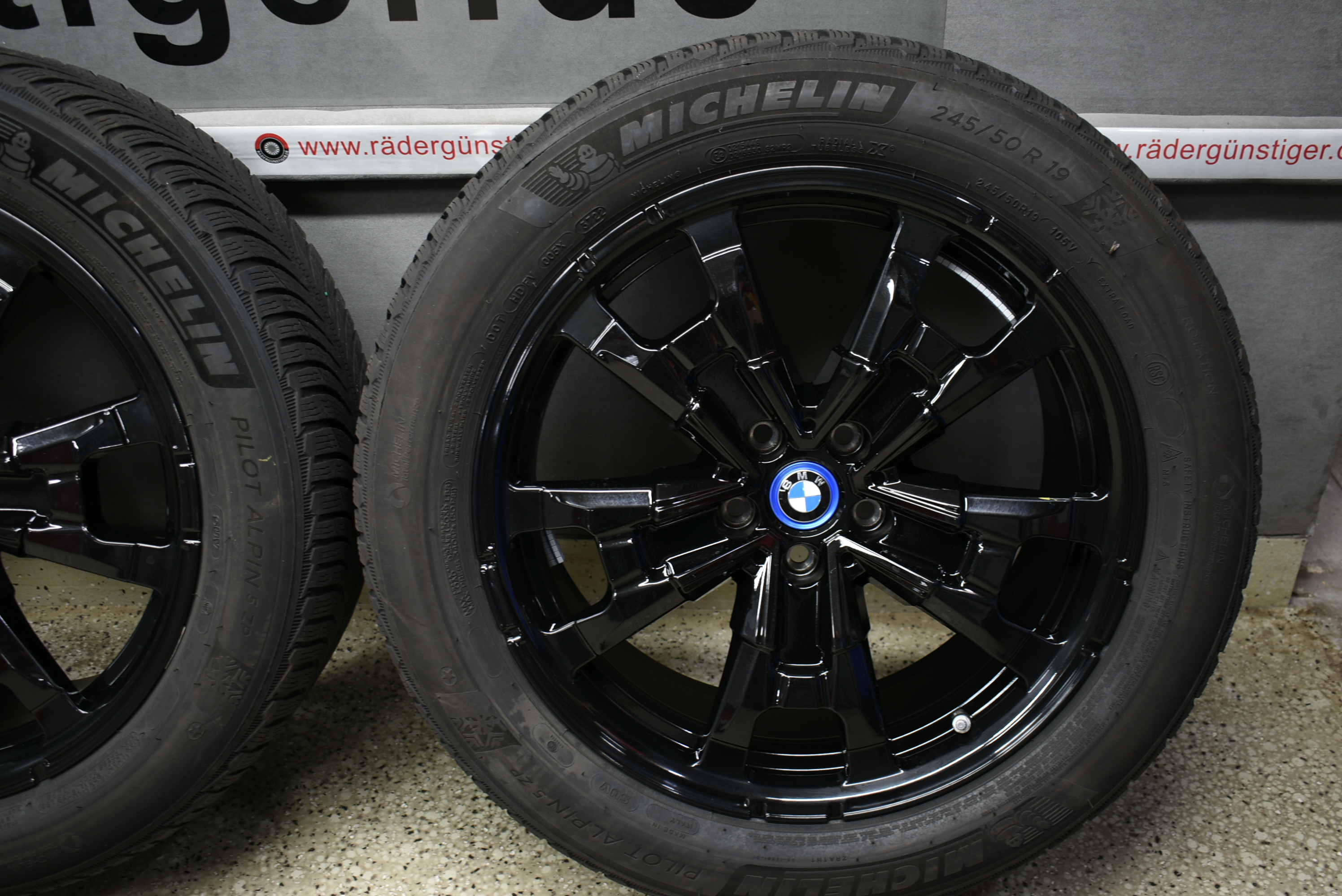 BMW iX3 G08 Alufelgen mit Winterreifen 245 50 R19 105 V Lager Nr. 1158 – Bild 7