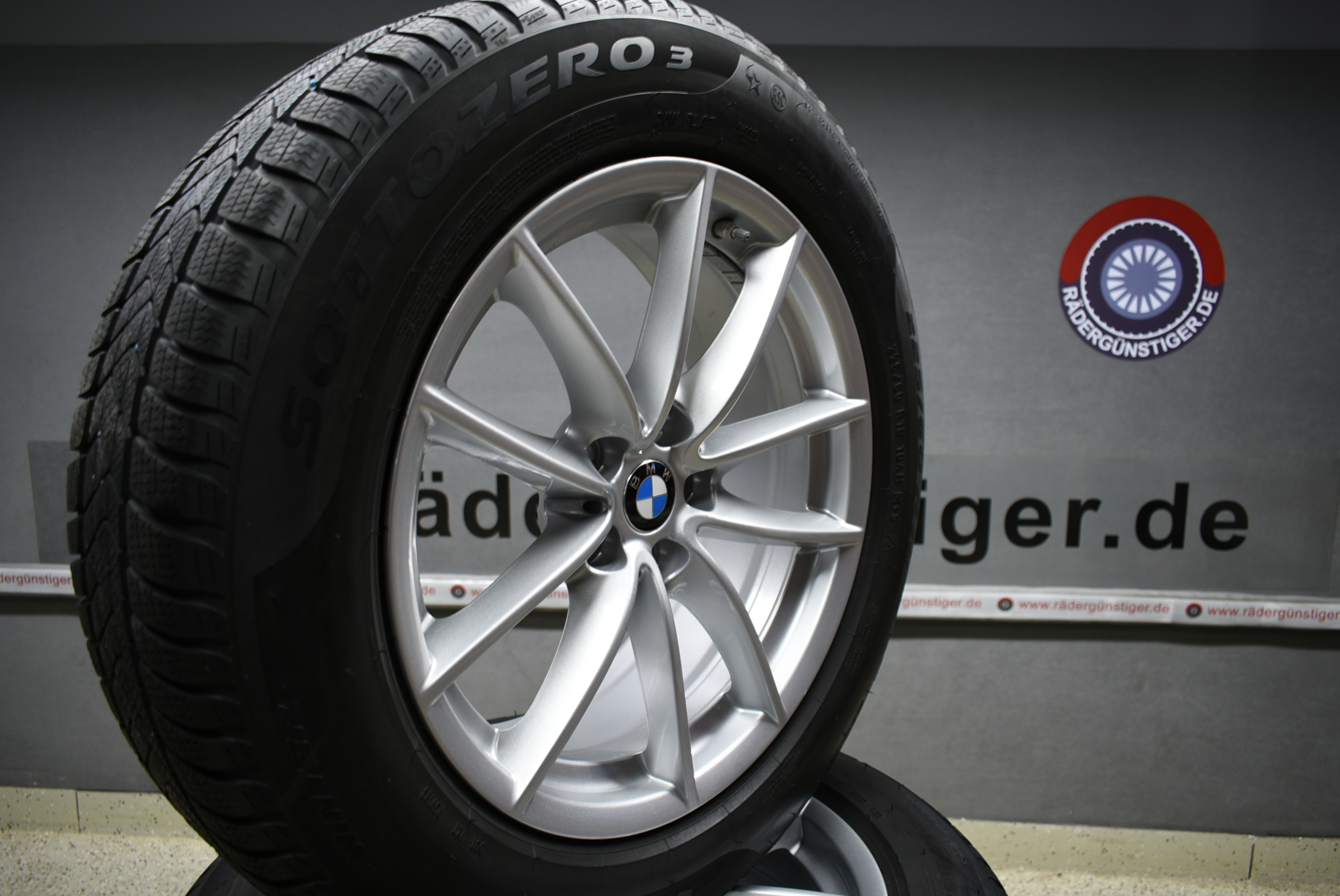 BMW X3 G01 X4 G02 Alufelgen mit Winterreifen 225 60 R18 104 H Lager Nr. 1128 – Bild 16