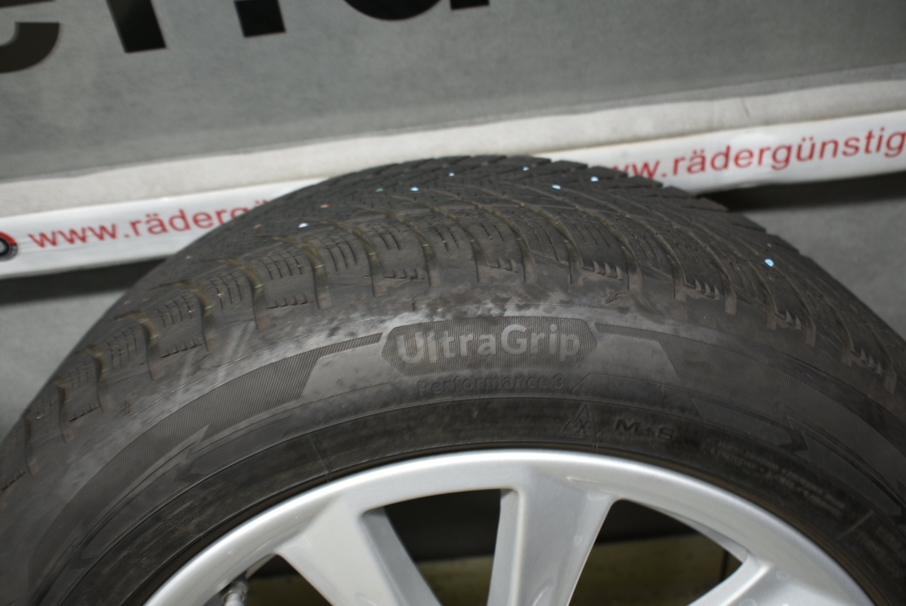 BMW 5er F10 F11 Alufelgen mit Winterreifen 225 55 R17 97H Lager Nr. 1177 – Bild 9